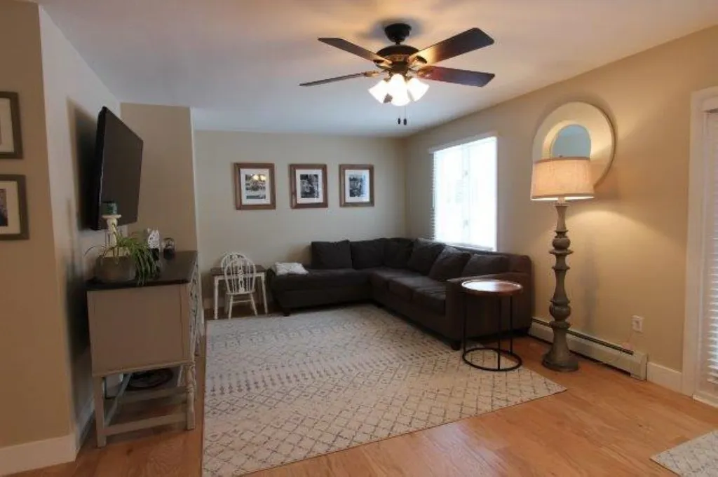 87 Robin Road Colchester VT 05446