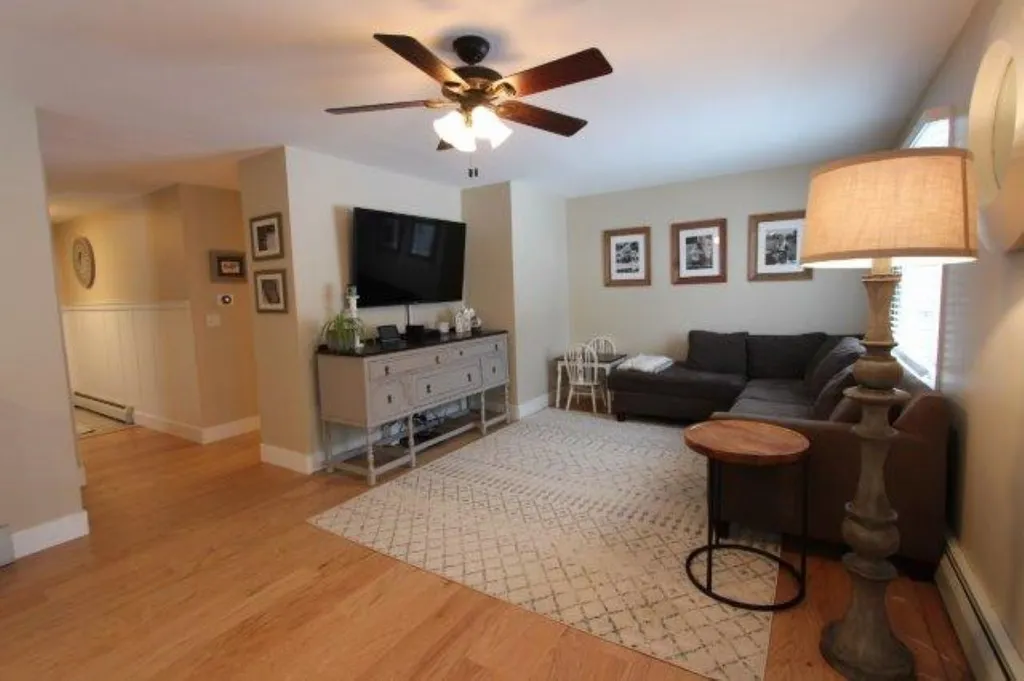 87 Robin Road Colchester VT 05446
