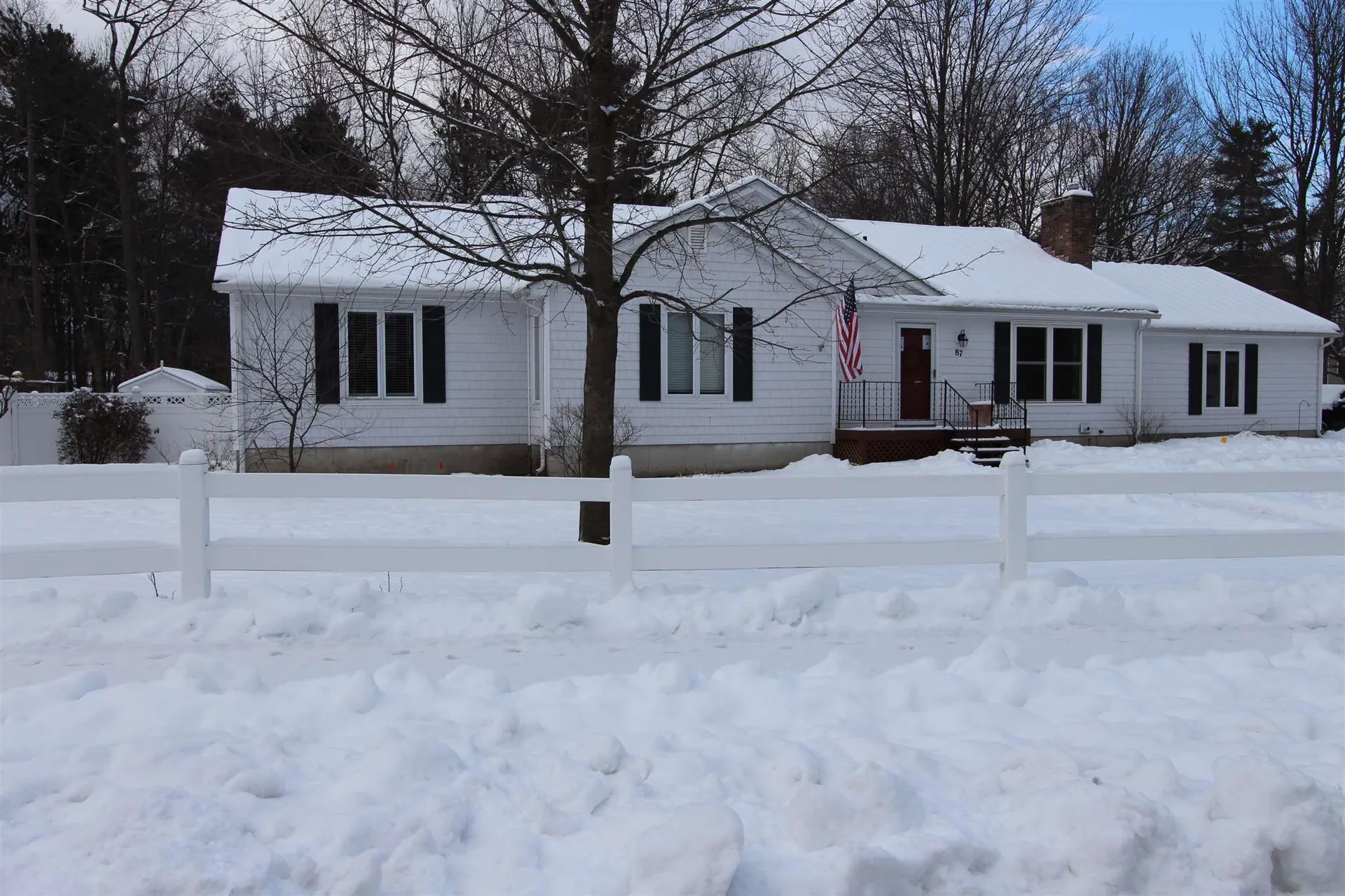 87 Robin Road Colchester VT 05446