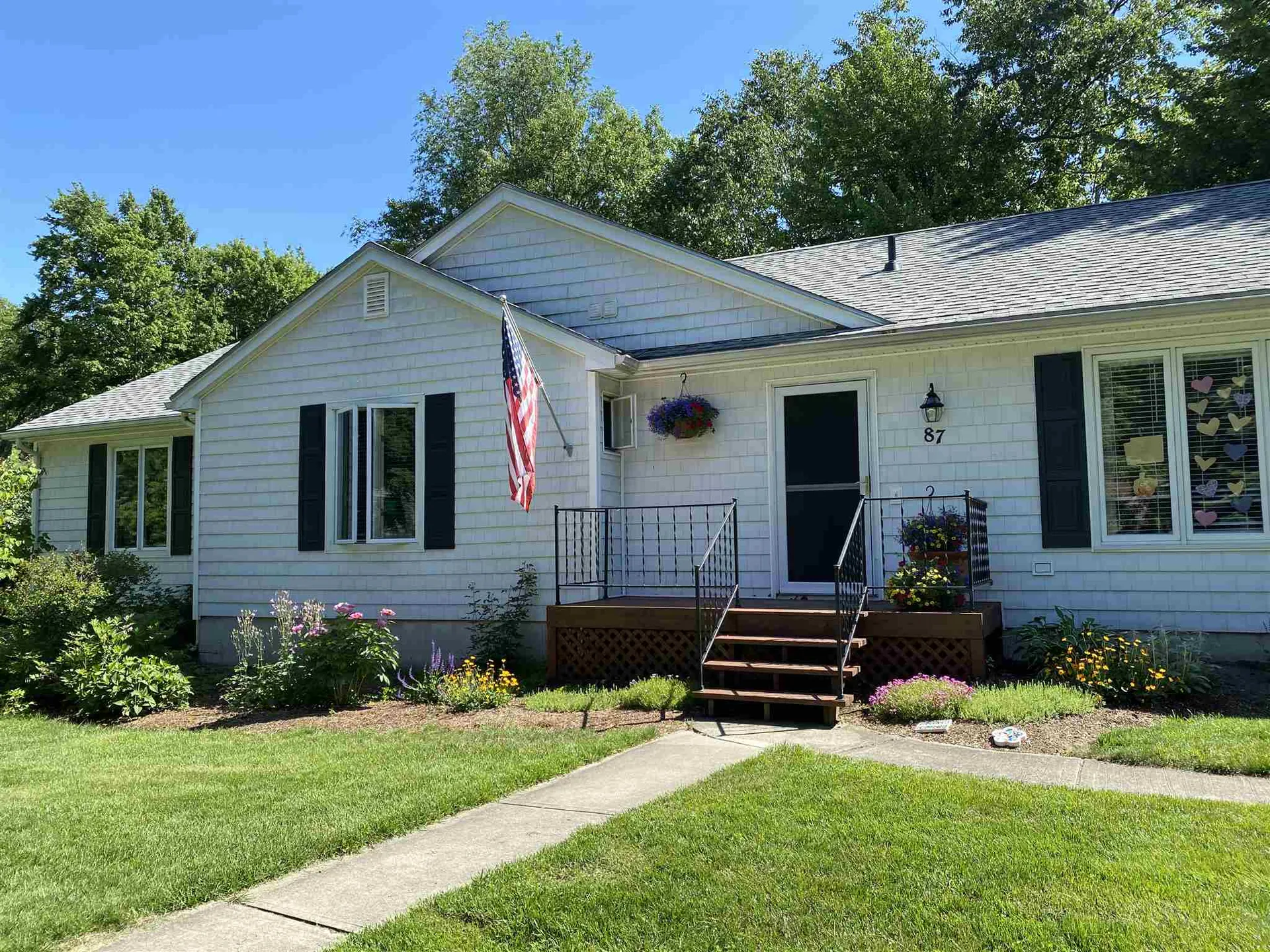 87 Robin Road Colchester VT 05446