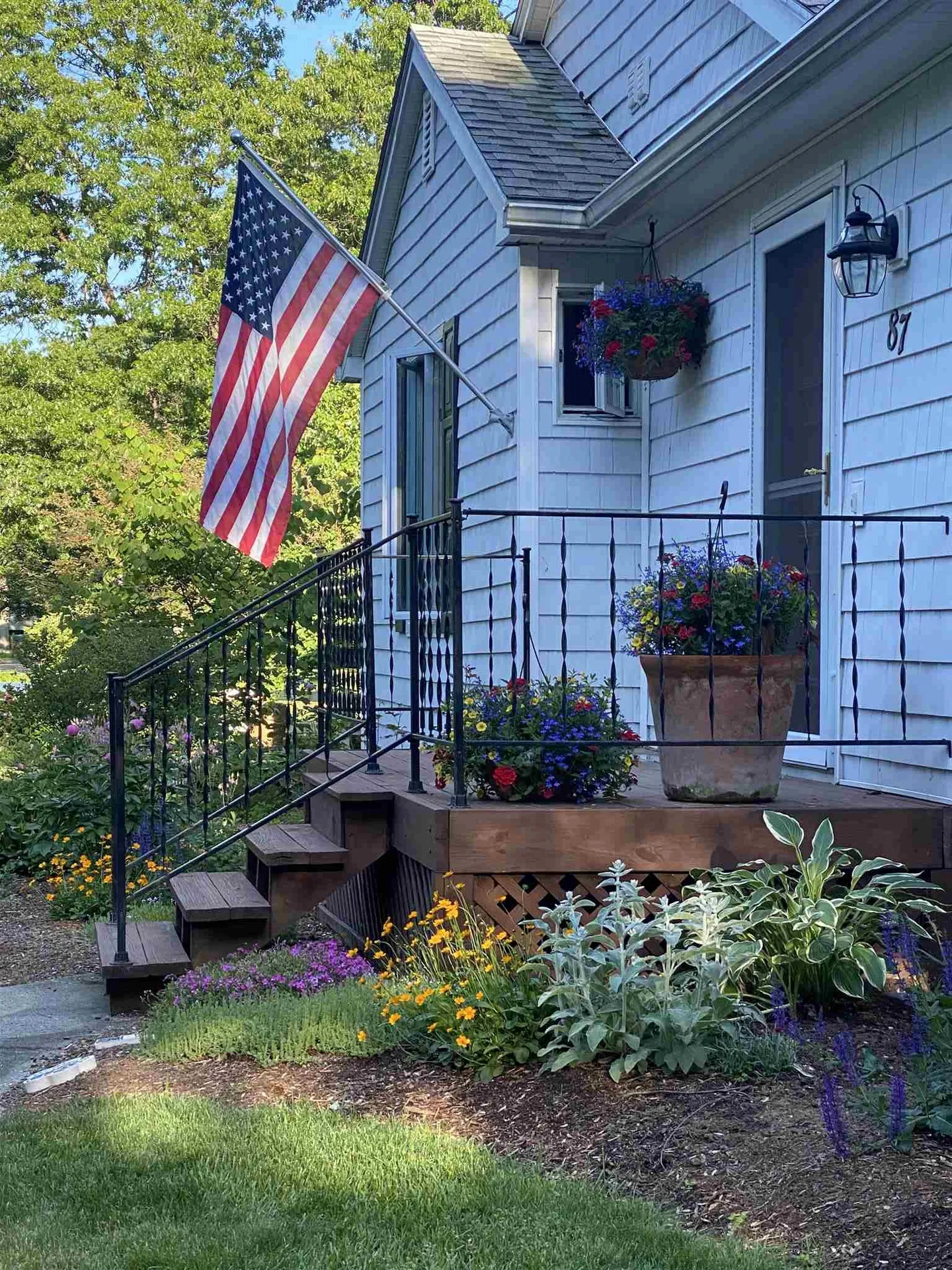 87 Robin Road Colchester VT 05446
