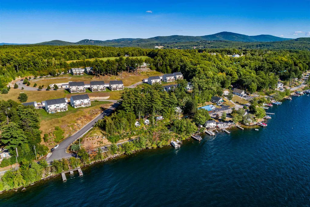 53 Evergreens Drive Laconia NH 03246
