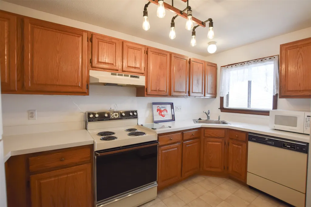 53 Evergreens Drive Laconia NH 03246