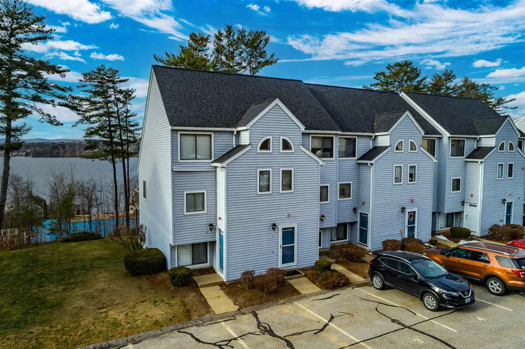 53 Evergreens Drive Laconia NH 03246