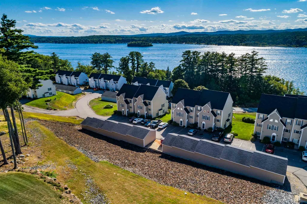 53 Evergreens Drive Laconia NH 03246