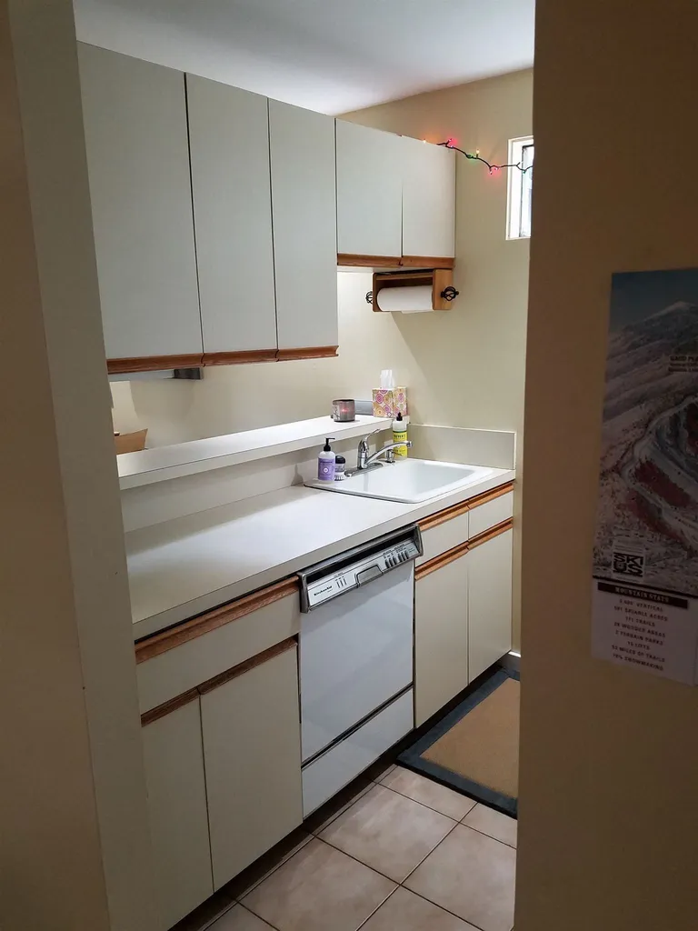 319 Summit Road Warren VT 05674