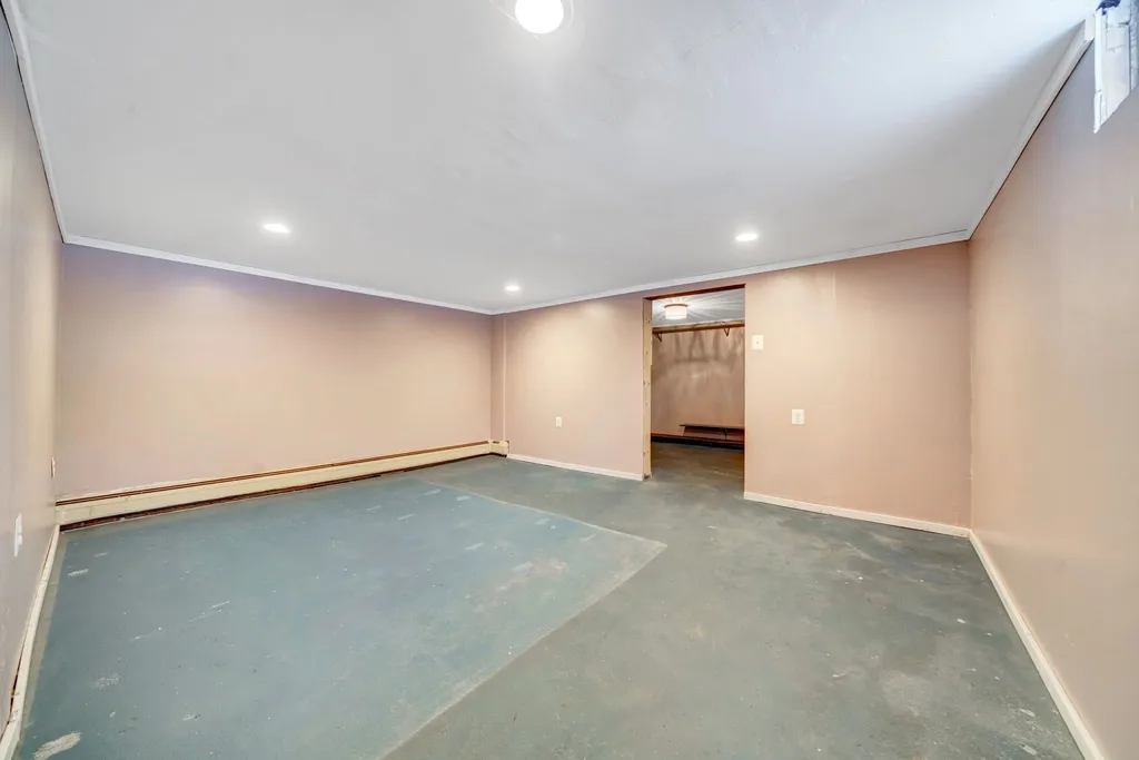 73 Atherton Avenue Nashua NH 03064