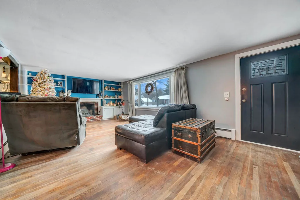 73 Atherton Avenue Nashua NH 03064