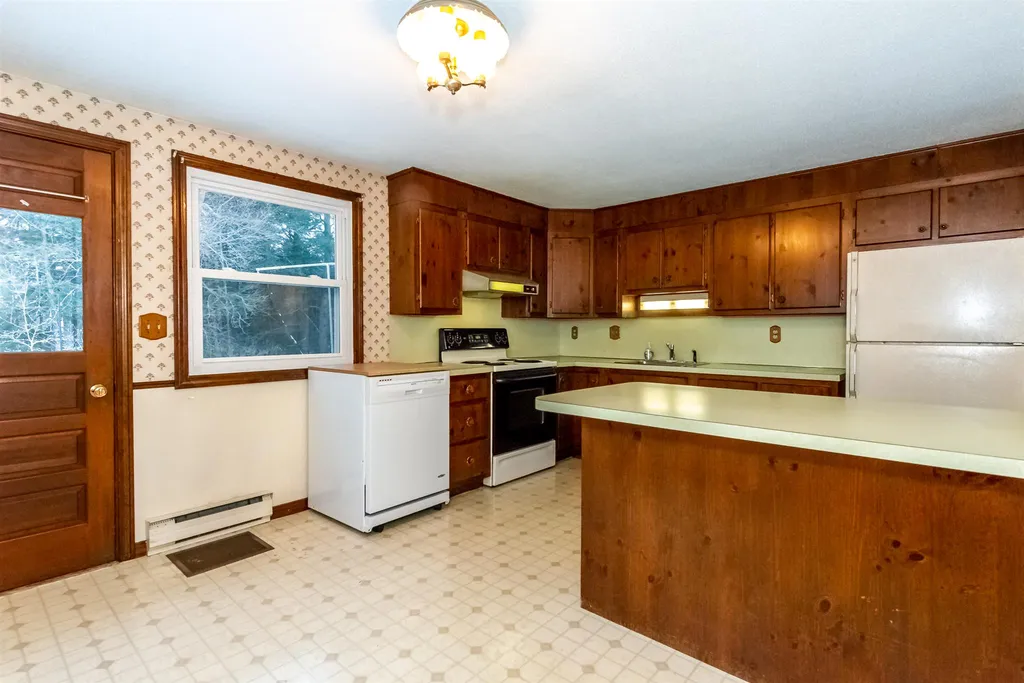 9 Apache Street Dover NH 03820