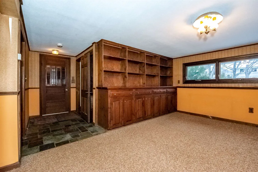 9 Apache Street Dover NH 03820