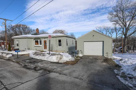 116 Peabody Avenue Manchester NH 03109