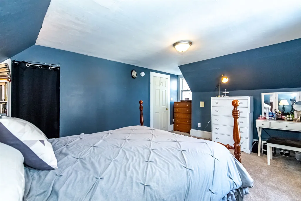 19 Logan Street Rochester NH 03867