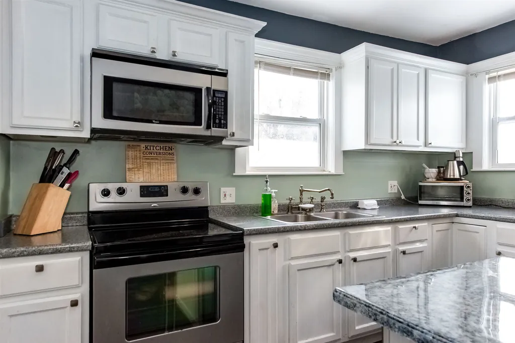 19 Logan Street Rochester NH 03867