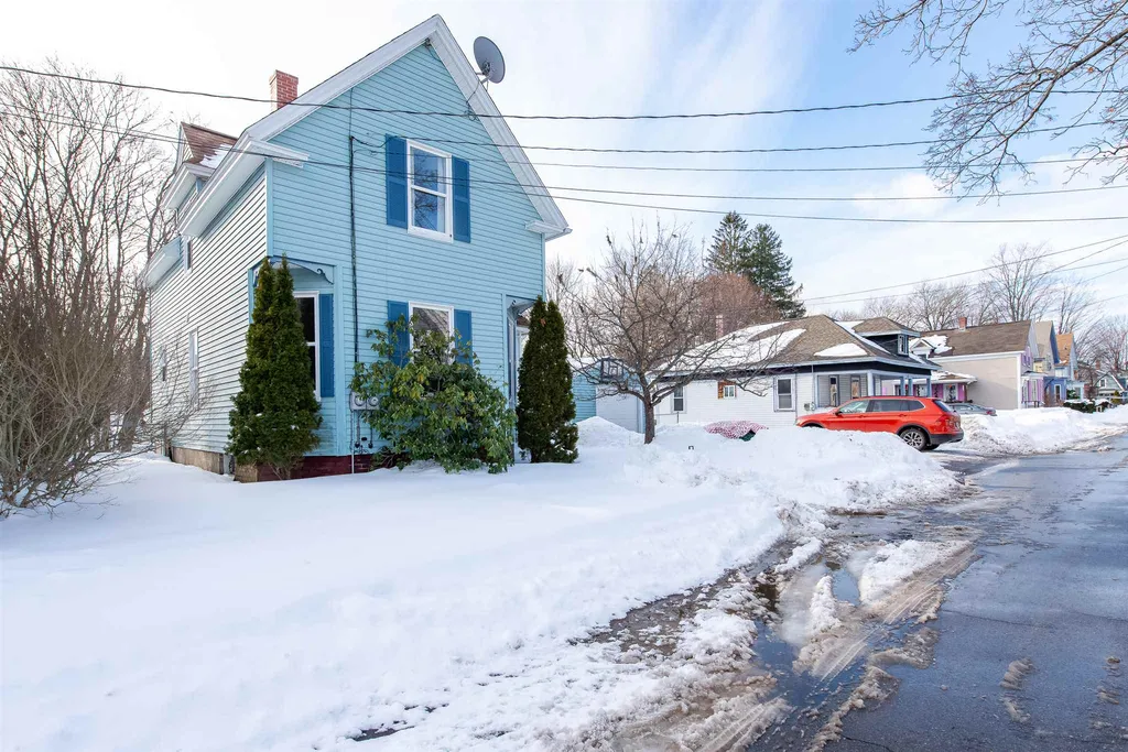 19 Logan Street Rochester NH 03867