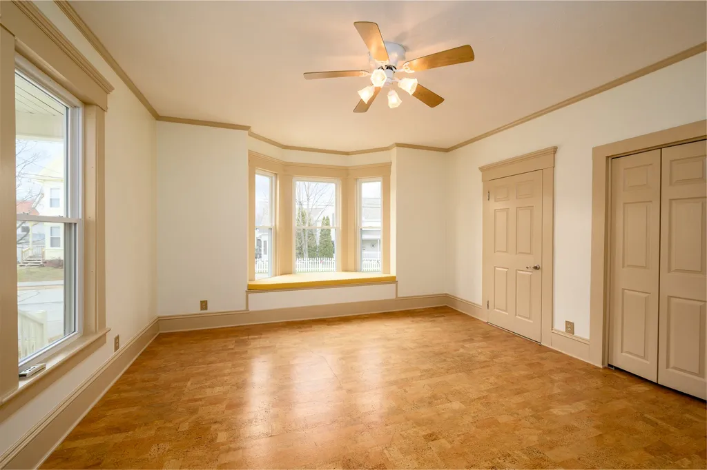 14 Center Street Laconia NH 03246