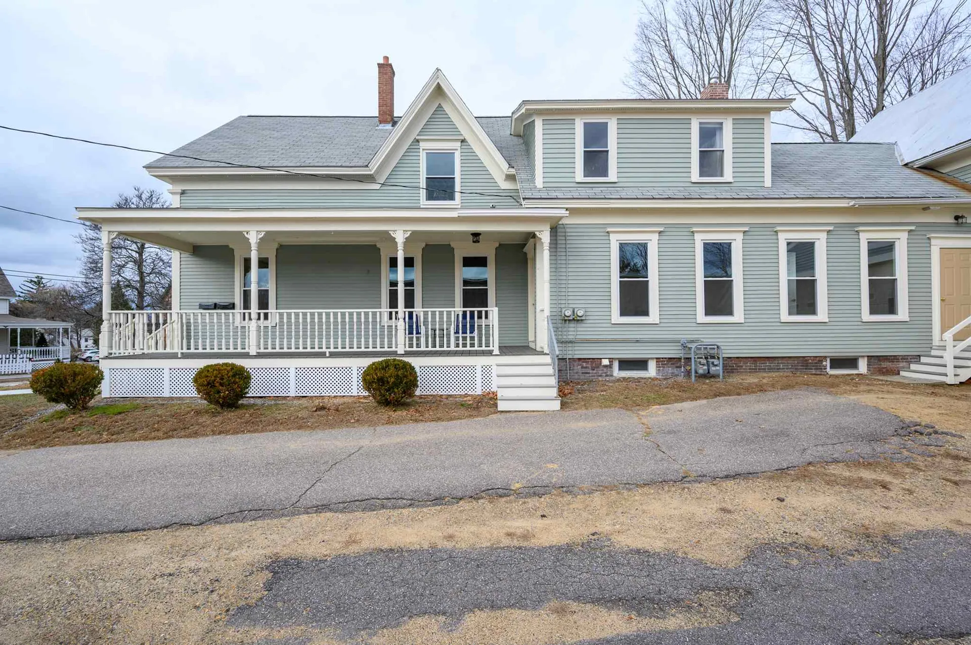 14 Center Street Laconia NH 03246