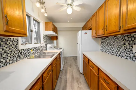 14 Center Street Laconia NH 03246