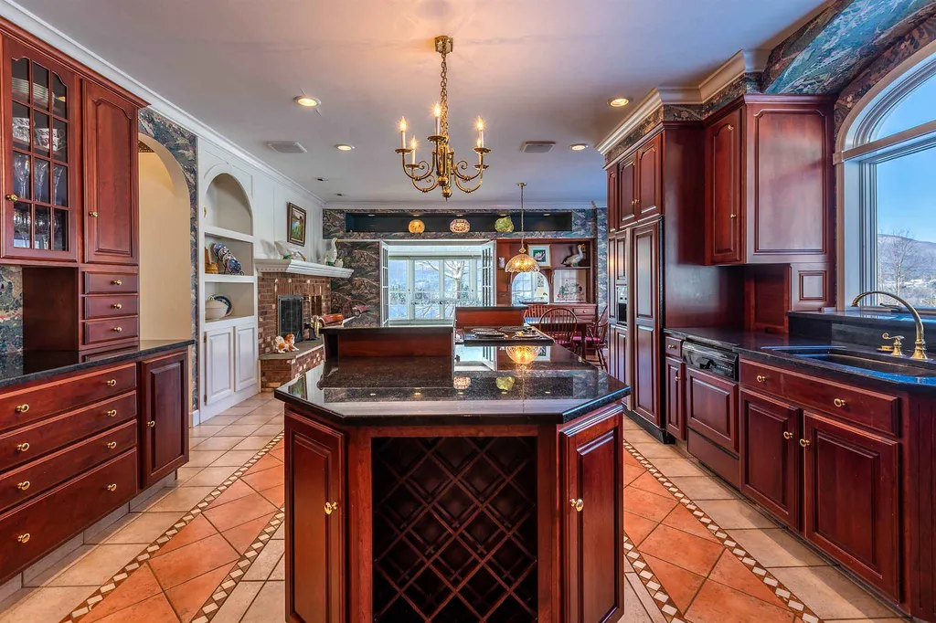 293 Landmark Lane Manchester VT 05255