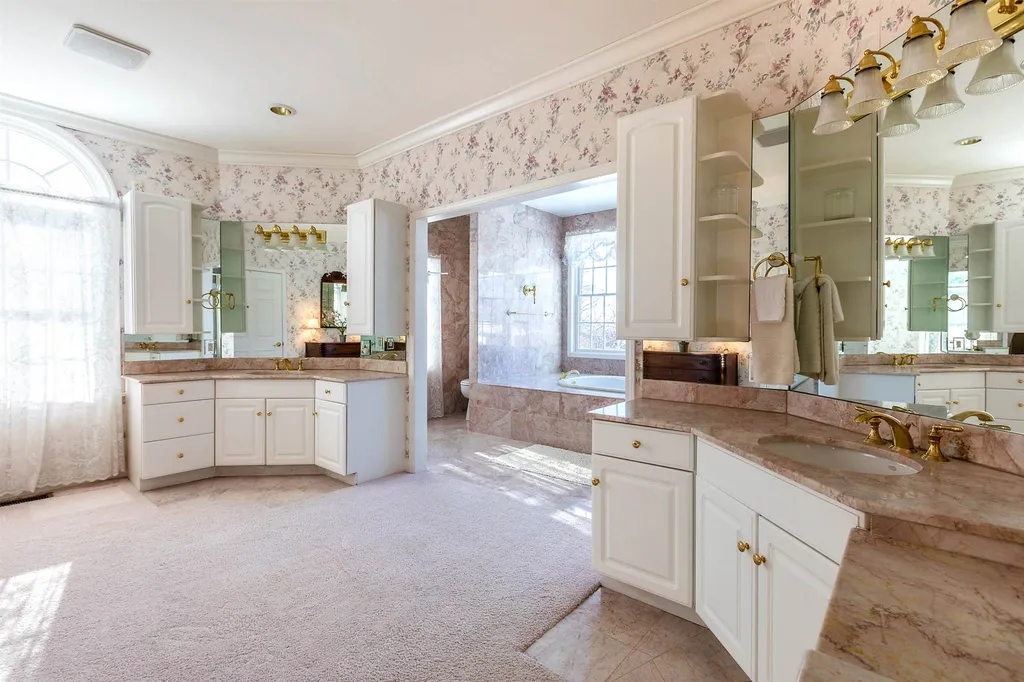 293 Landmark Lane Manchester VT 05255