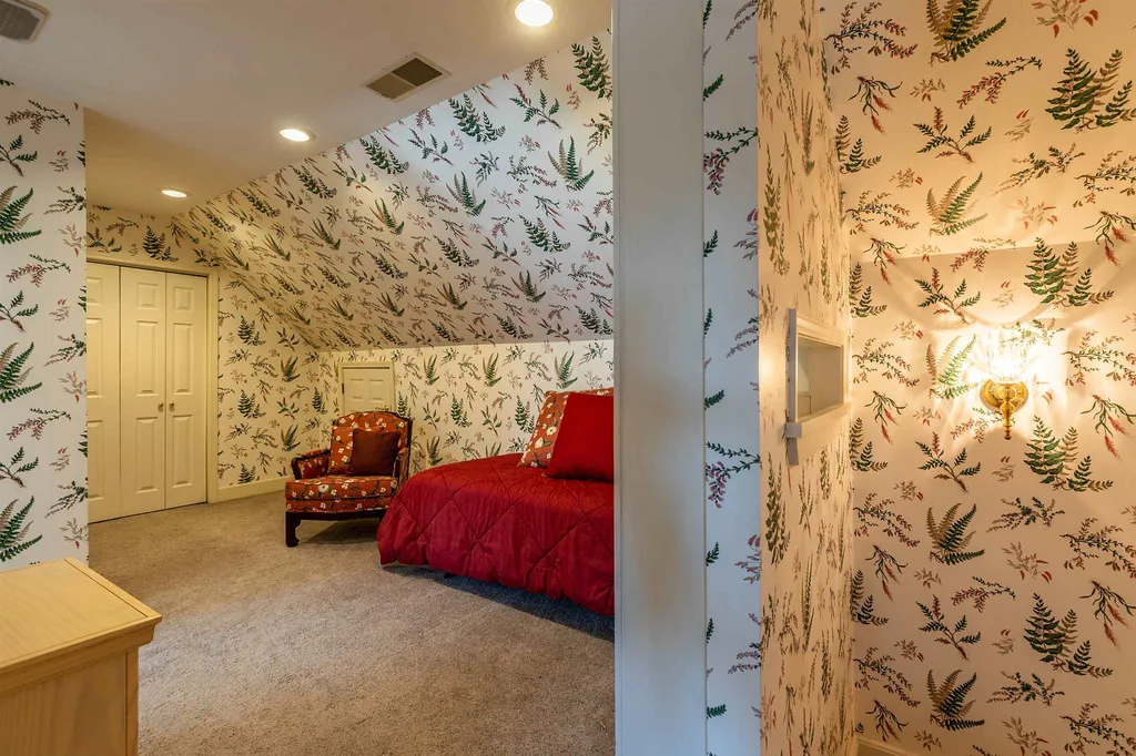 293 Landmark Lane Manchester VT 05255