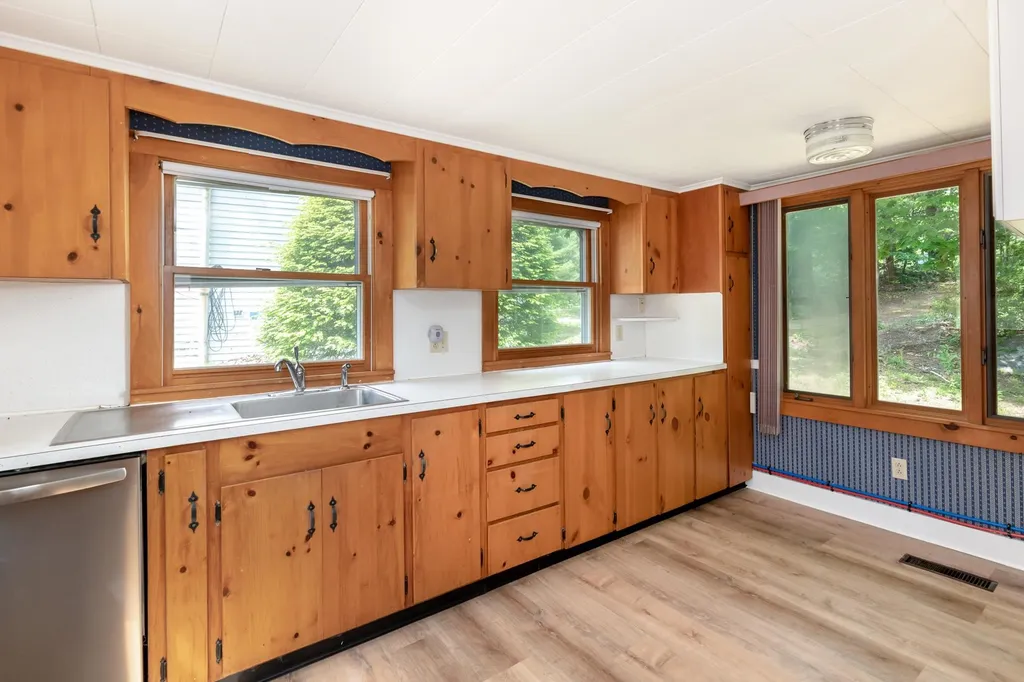 7 Loon Cove Road Alton NH 03810