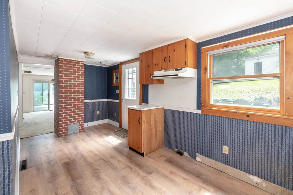 7 Loon Cove Road Alton NH 03810