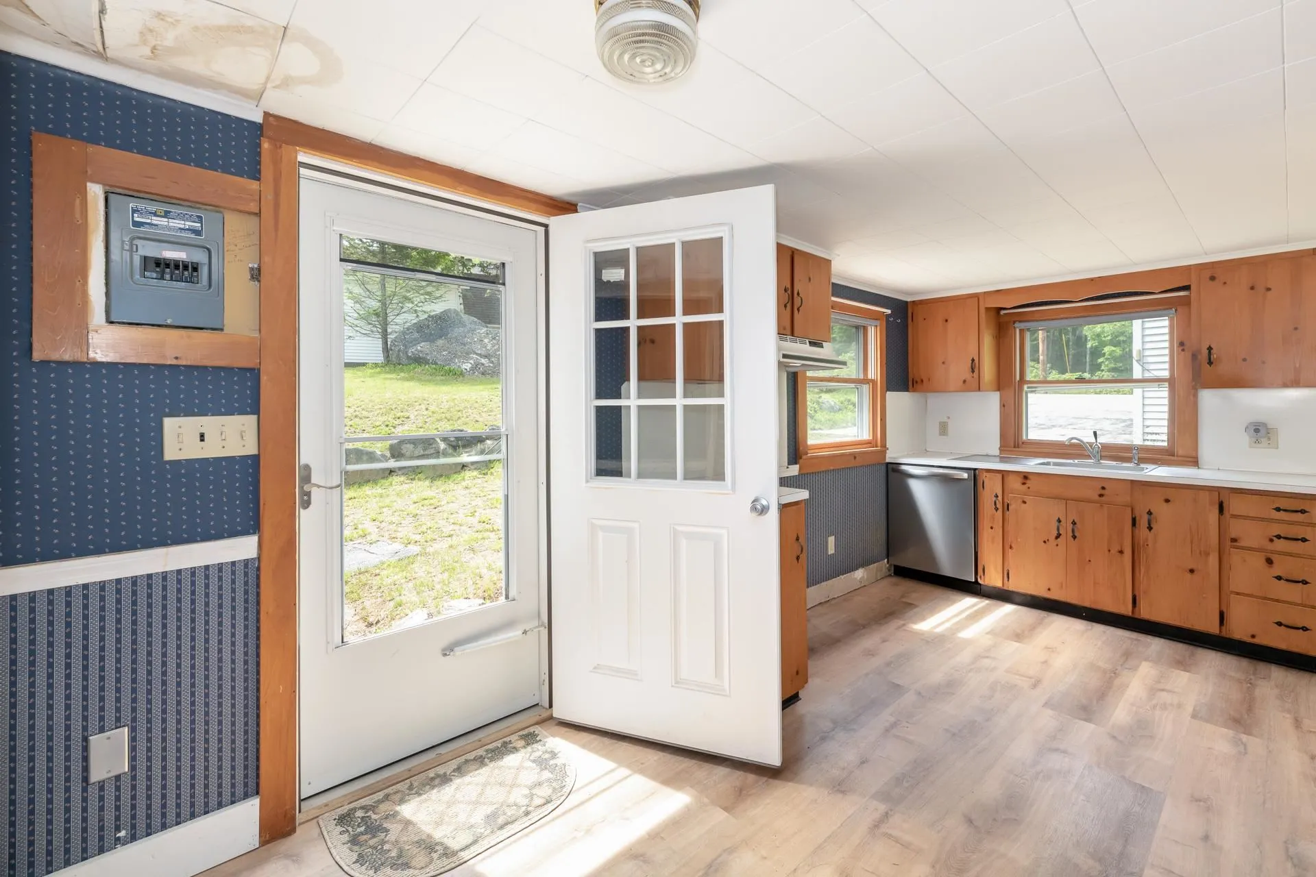 7 Loon Cove Road Alton NH 03810