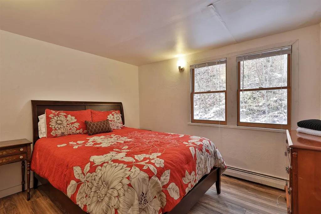 5392 Route 100 Plymouth VT 05056