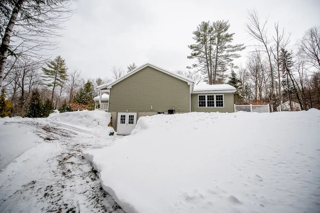 164 Upper Birch Drive Bristol NH 03222