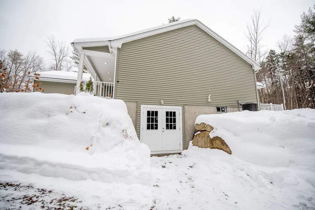 164 Upper Birch Drive Bristol NH 03222