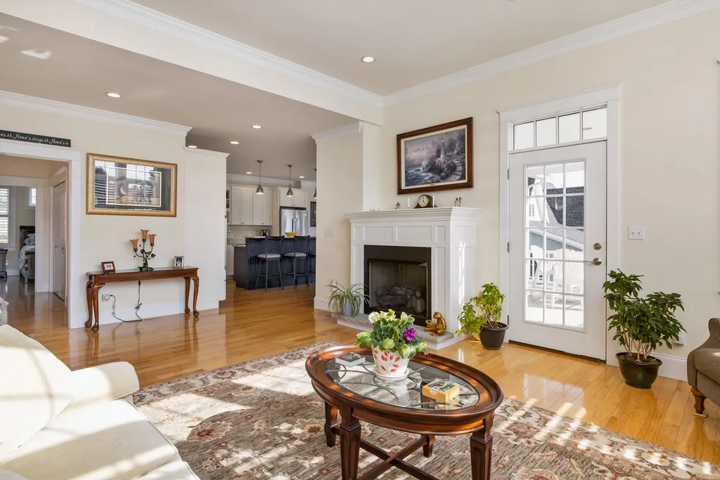 26 Shore Lane Dover NH 03820