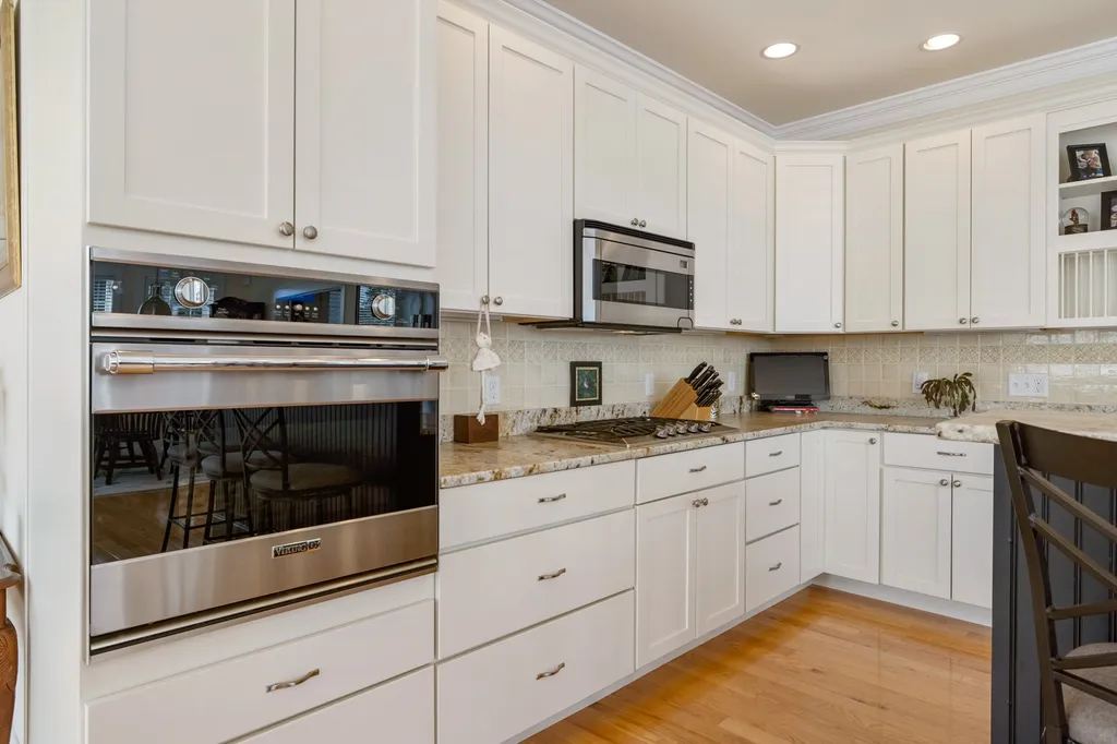 26 Shore Lane Dover NH 03820