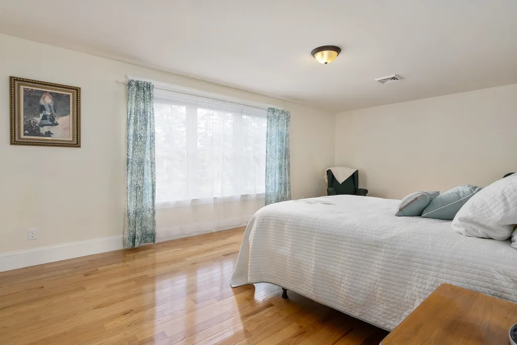 26 Shore Lane Dover NH 03820