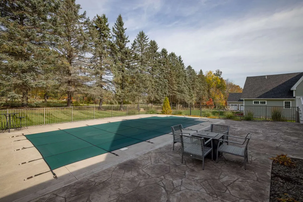 26 Shore Lane Dover NH 03820