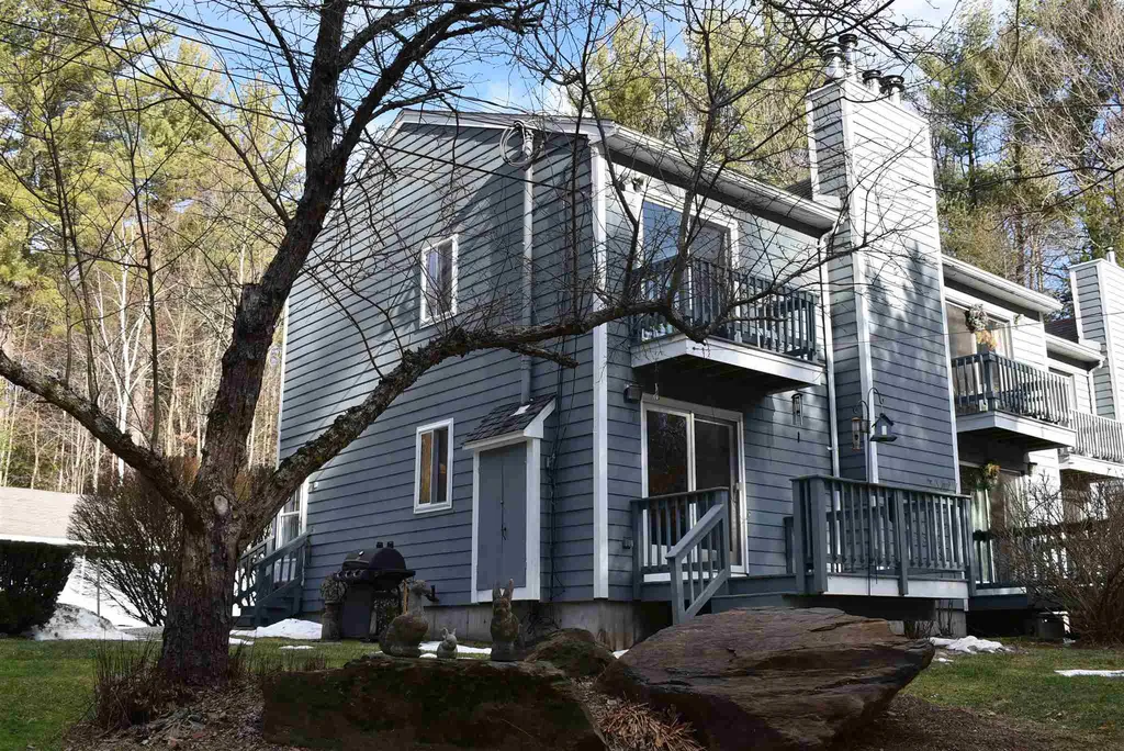 19d Apple Lane Hollis NH 03049