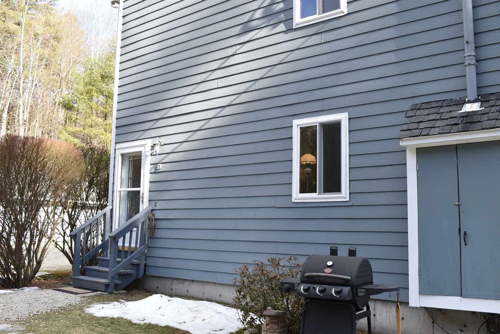 19d Apple Lane Hollis NH 03049