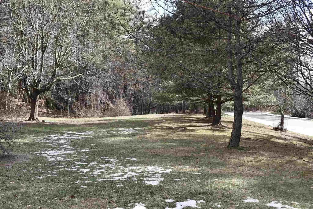 19d Apple Lane Hollis NH 03049