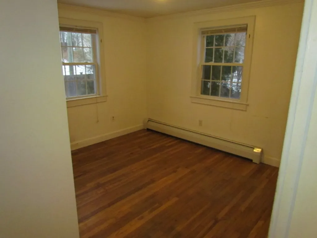 266 Salmon Street Manchester NH 03104