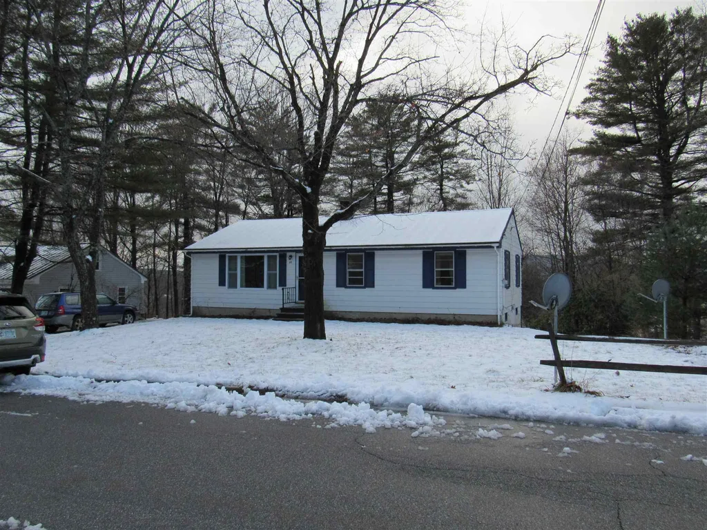 27 Hillside Avenue Keene NH 03431