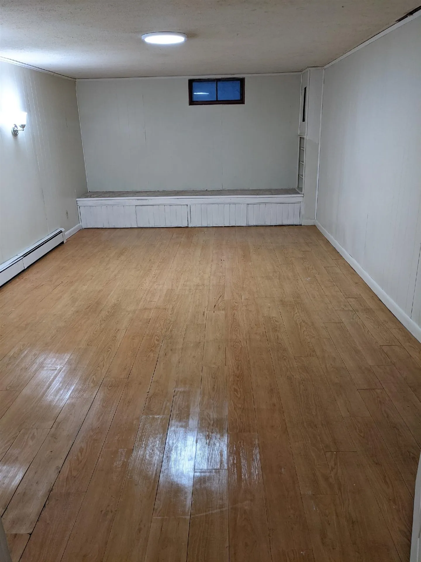 27 Hillside Avenue Keene NH 03431