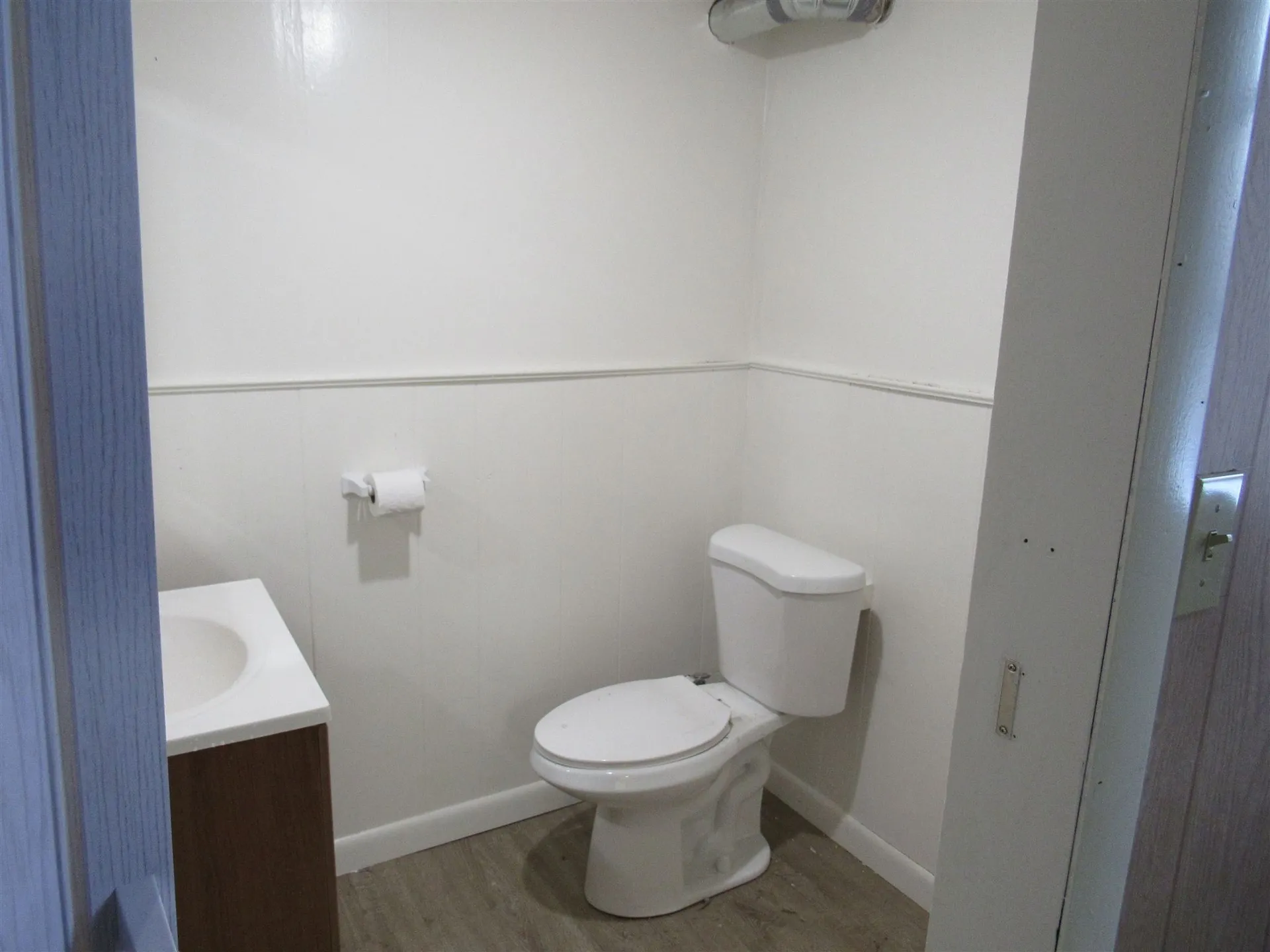 27 Hillside Avenue Keene NH 03431