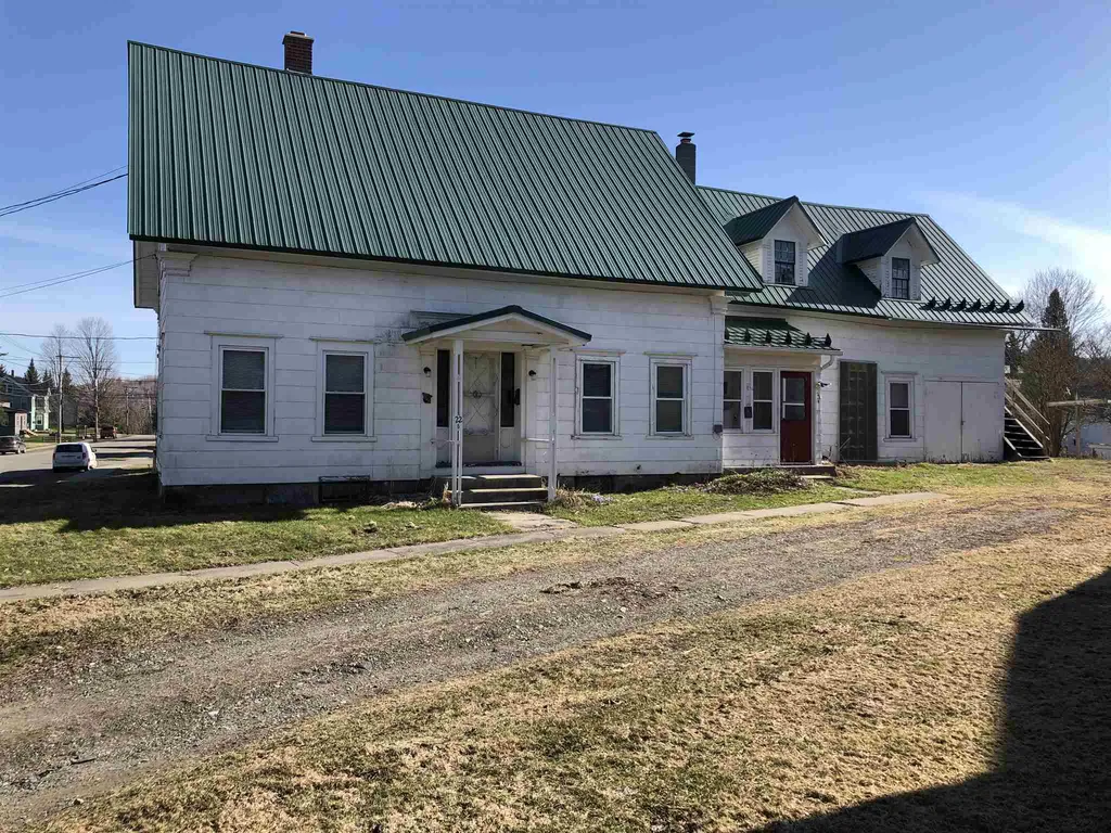 22 Maple Street Orleans VT 05860