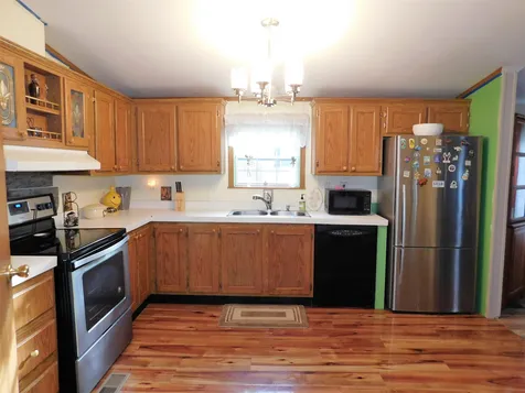 2 Sycamore Avenue North Hampton NH 03862