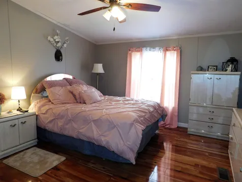 2 Sycamore Avenue North Hampton NH 03862