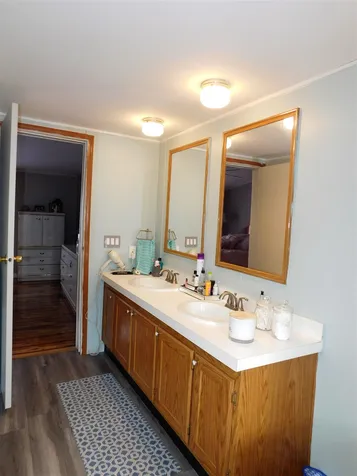 2 Sycamore Avenue North Hampton NH 03862