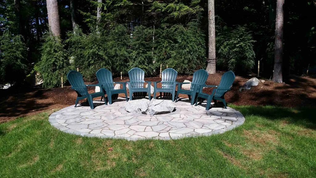80 Lunt Road Moultonborough NH 03254