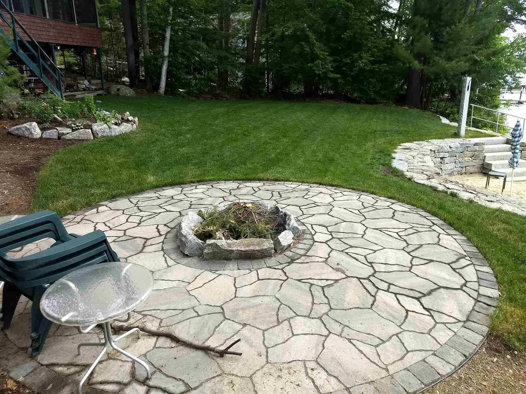80 Lunt Road Moultonborough NH 03254