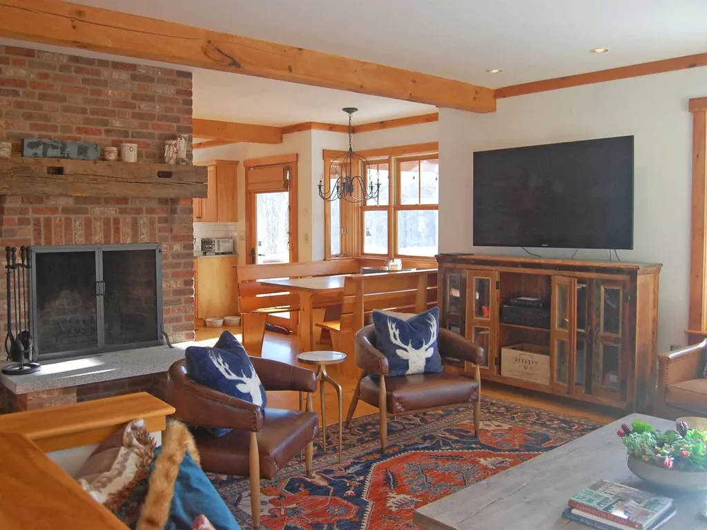 99 Vickery Hill Road Warren VT 05674