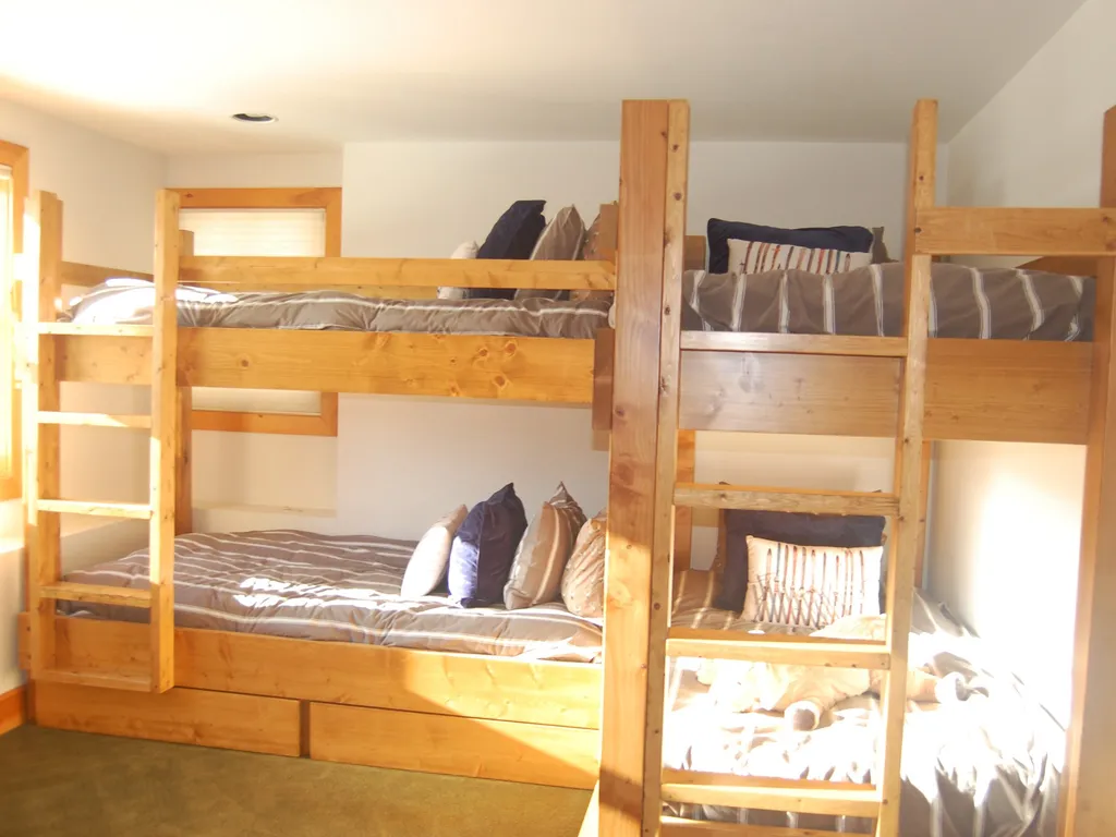 99 Vickery Hill Road Warren VT 05674