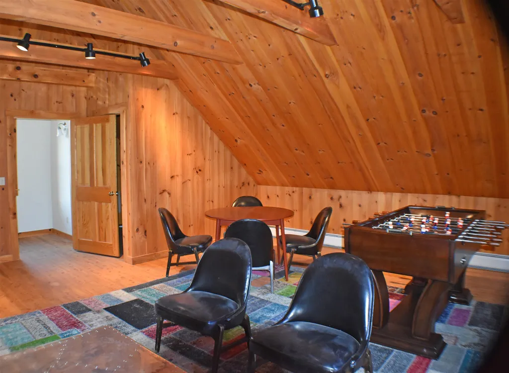 99 Vickery Hill Road Warren VT 05674